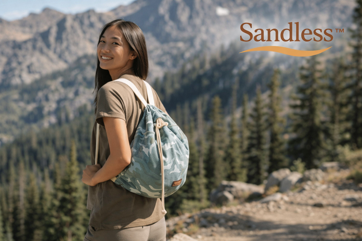 Sandless™ Checkered Beach Towel & Bag